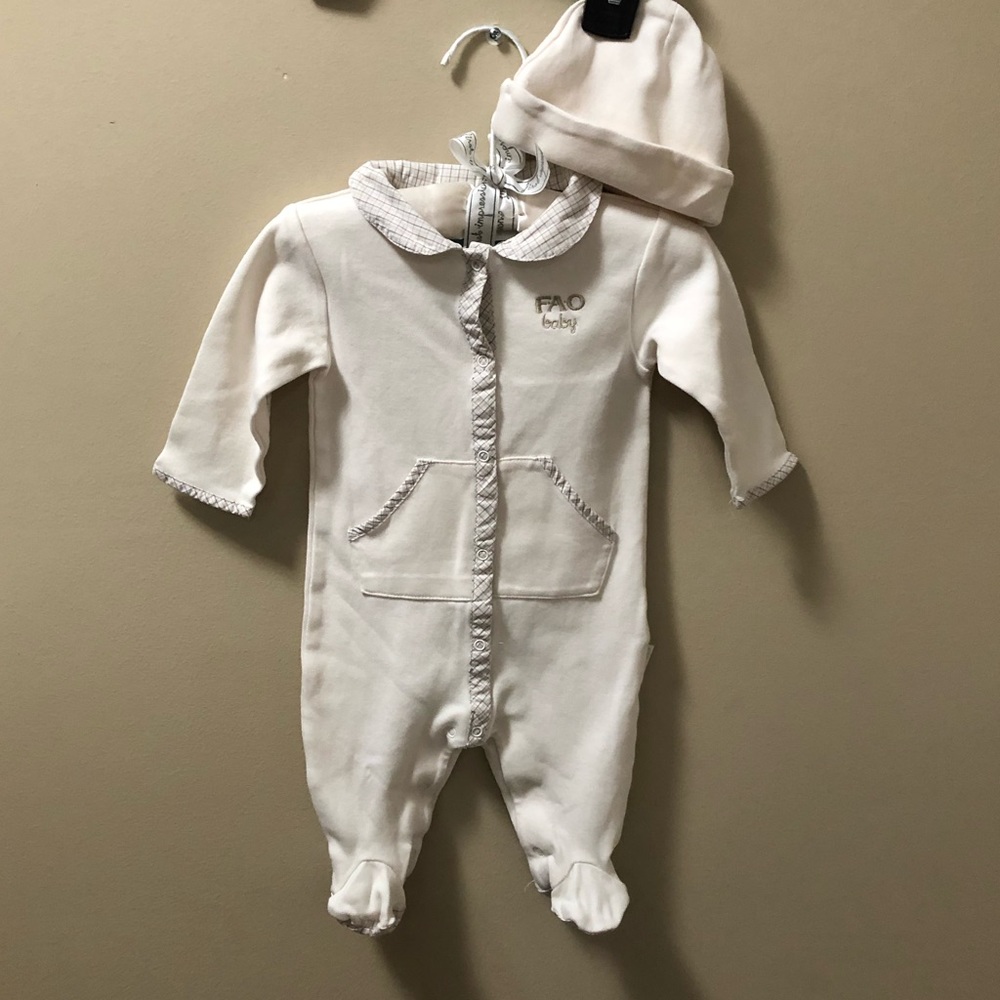 FAO Schwarz Unisex Footed Onesie